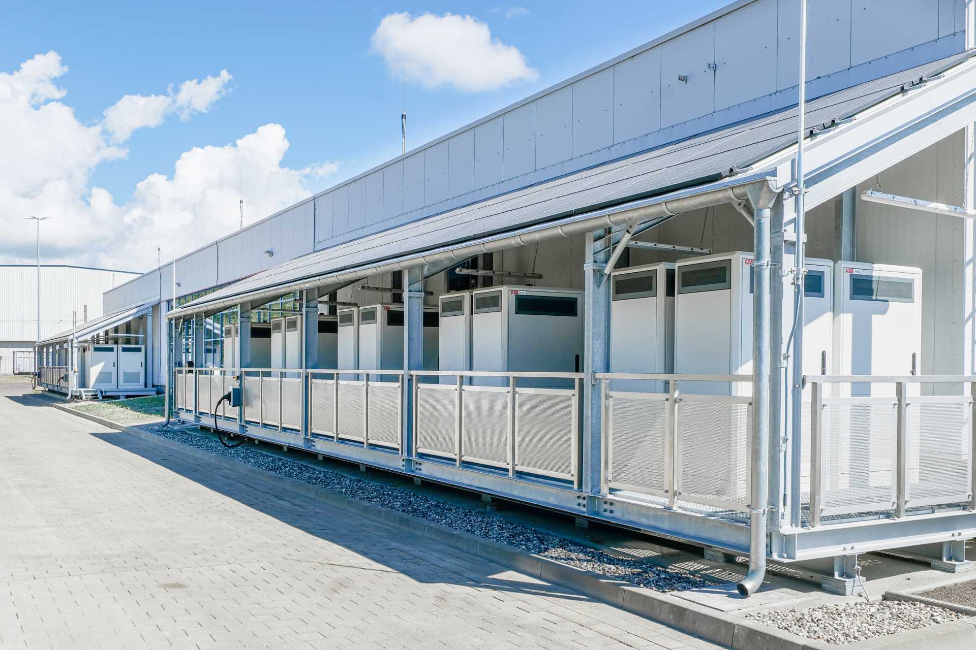 Ladeinfrastruktur von ABB für Elektrobusse in Schwerin