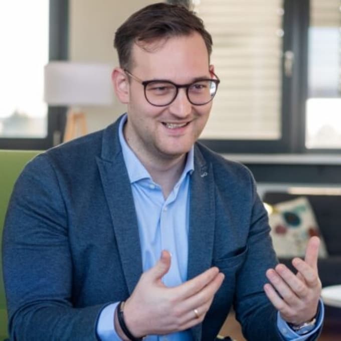 Max Novotny von ABB Robotics.
