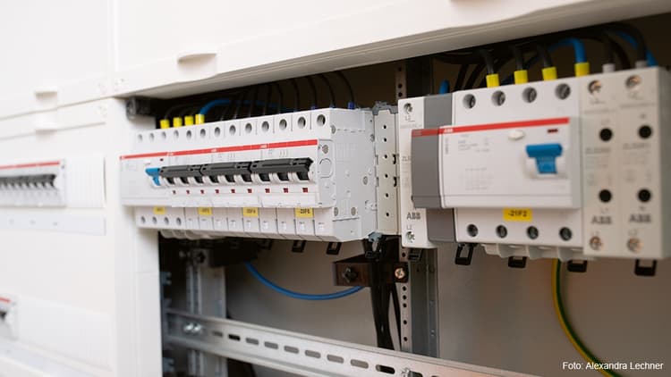 fertigungsautomatisierung-verfuegbarkeit-per-klick-XTRA2_1008x576