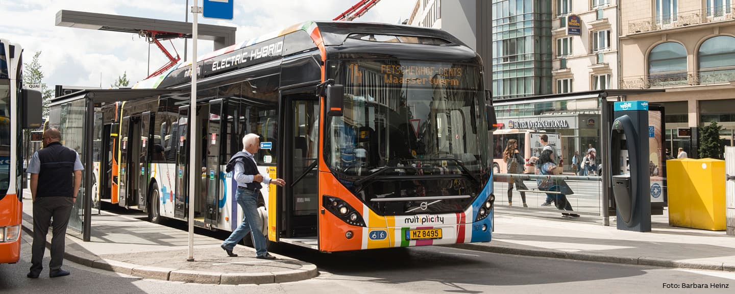 16-17_E-Bus_about_digitalmagazin_2020-01_16_1440x576
