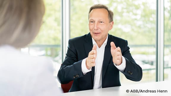 24-25_ABB-Power-Grids_about_digitalmagazin_2020-02_38_576x324
