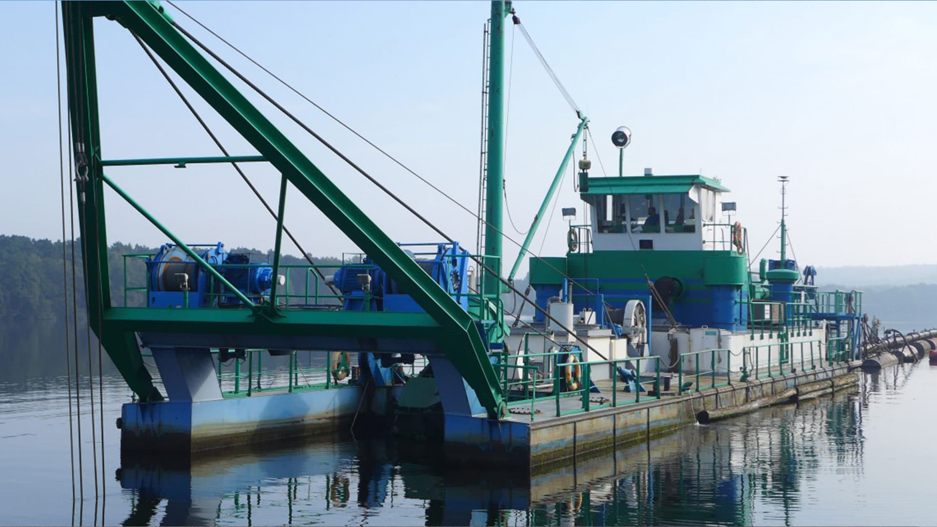 schwimmbagger-stromrichter-referenz-antriebstechnik-abb-hero schwimmbagger-stromrichter-referenz-antriebstechnik-abb-hero