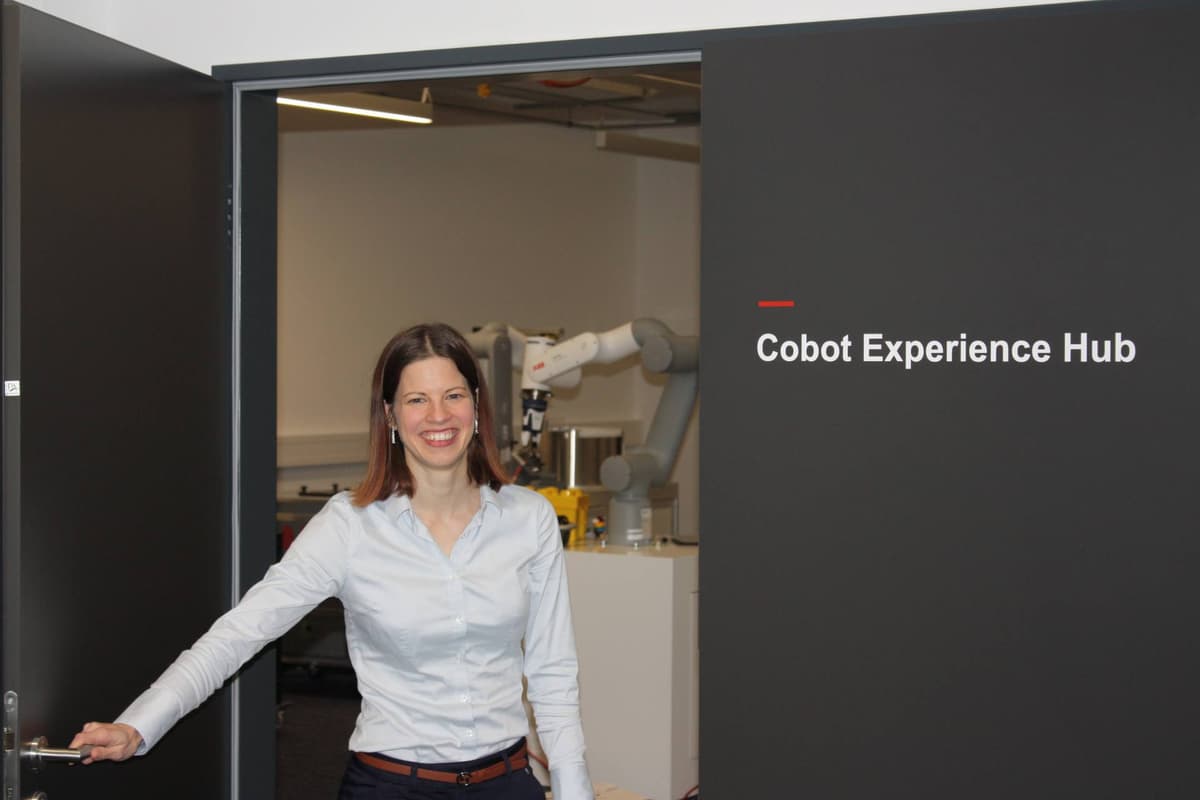 Katja Butterweck, Leiterin des ABB-Cobot-Inkubators in Gliching bei München.