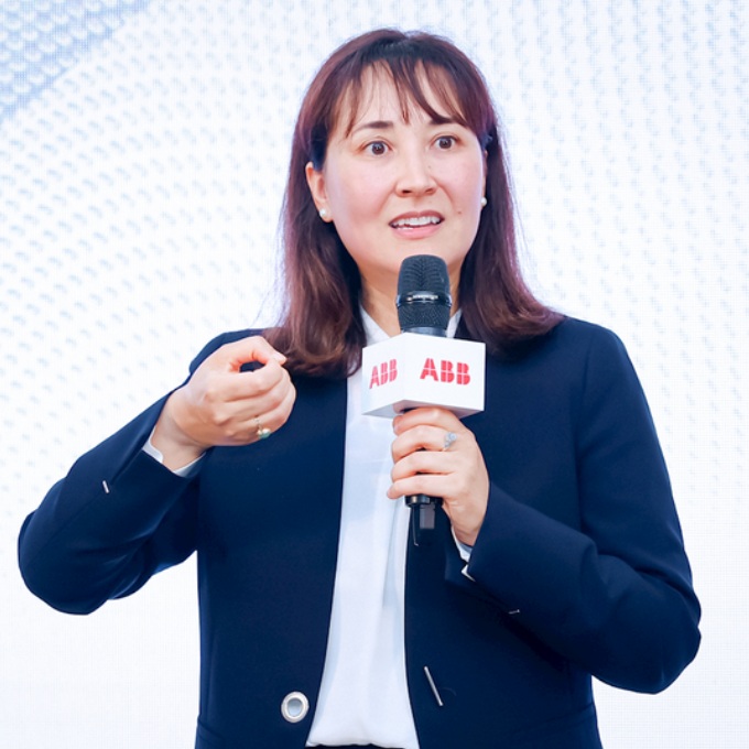 Amina-Hamidi-Geschäftsführerin-Business-Line-Instrumentation-ABB-Measurement-&-Analytics-quote Amina Hamidi, Geschaftsfuhrerin Business Line Instrumentation, ABB Measurement Analytics.